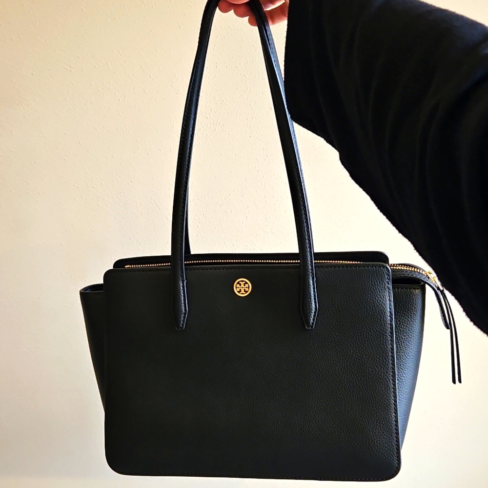 Tory Burch Robinson Pebbled Small Tote
